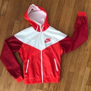 Nike retro windbreaker jacket